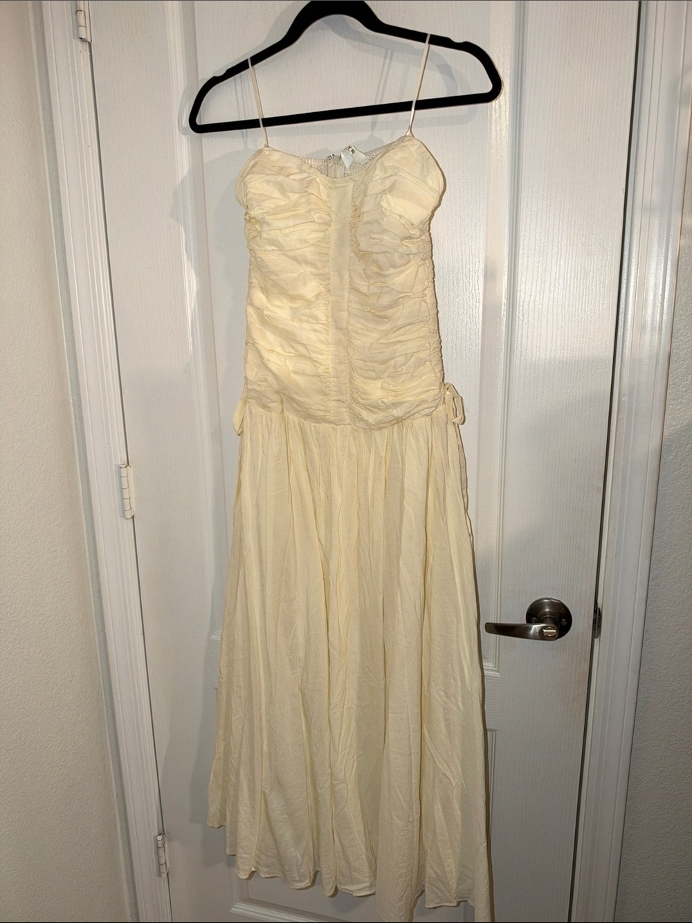 Astr Cream Ruched Spaghetti-Strap Maxi Dress